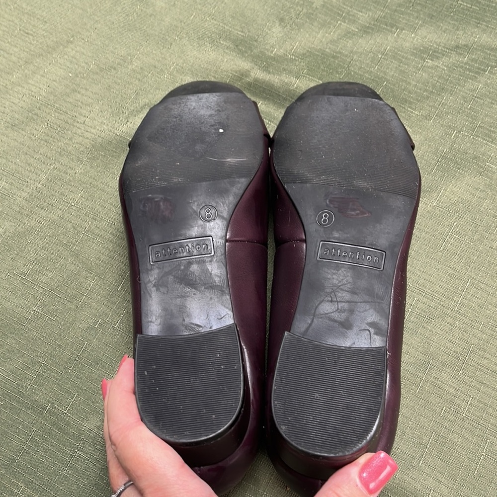 Attention Eggplant Small Heel Dress Shoes Size 8 - Picture 4 of 5